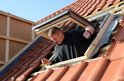 Pose de fenêtres de toit Velux à Lanobre